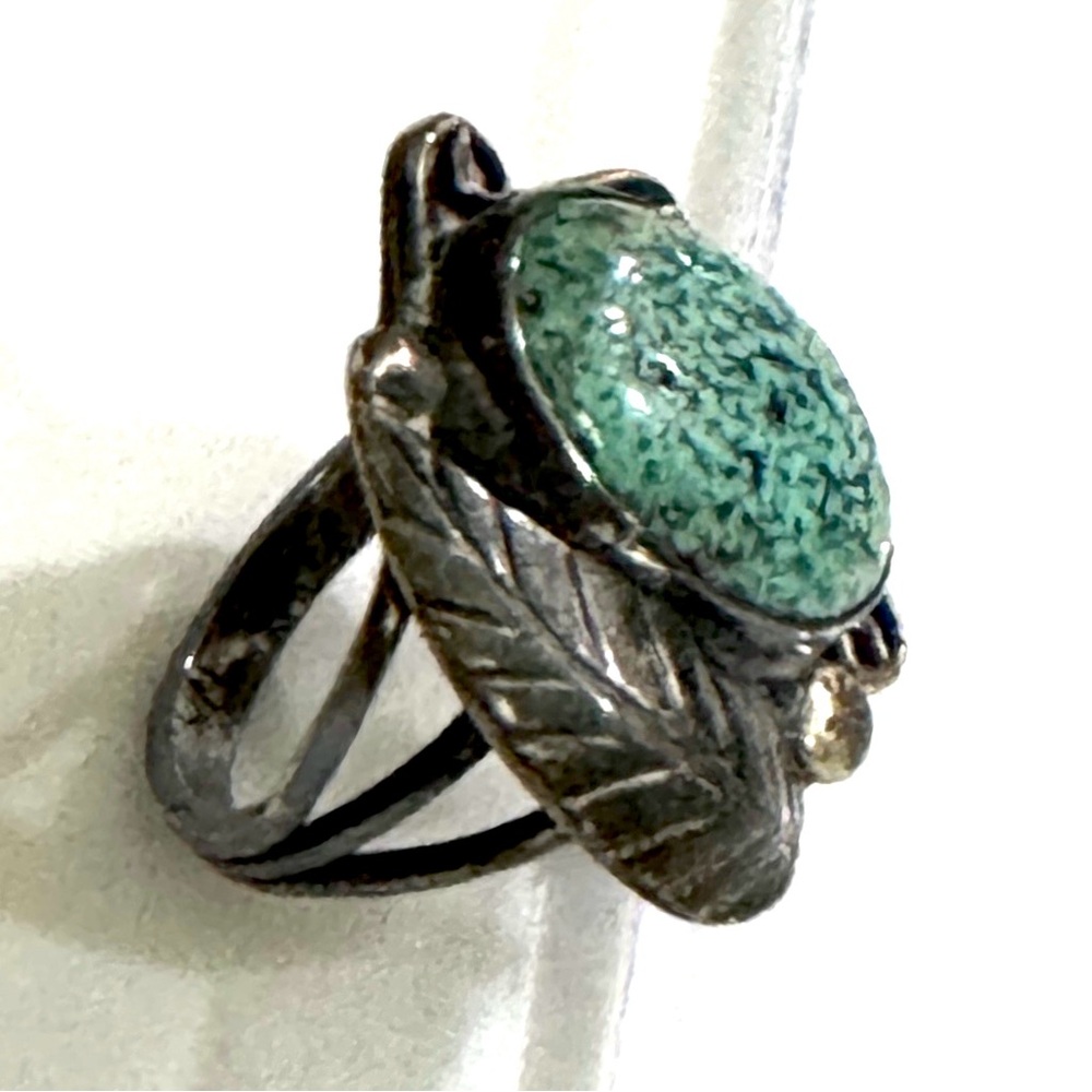Navajo, Old Pawn “Number 8” Turquoise Sterling Silver Ring - Picture 5 of 10